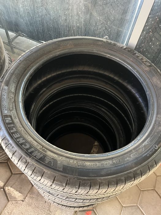 шины 235/50/20 Michelin