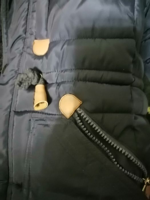 Продам куртку подростков на рост 152