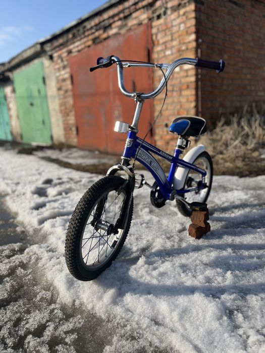 Продам детский велосипед 3-7лет