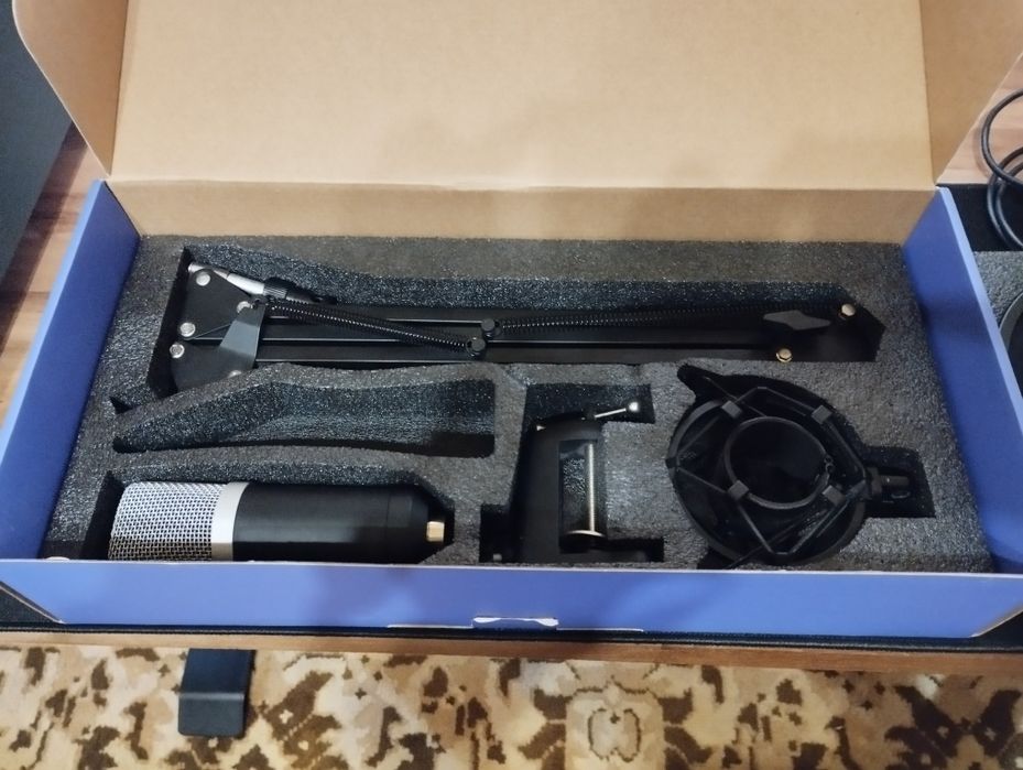 Streaming/Gaming USB Microphone  Uhuru