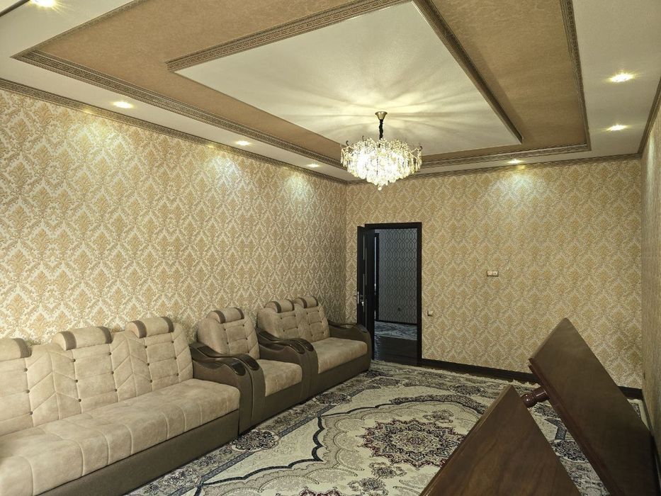 Продаётся  4х комнатная квартира