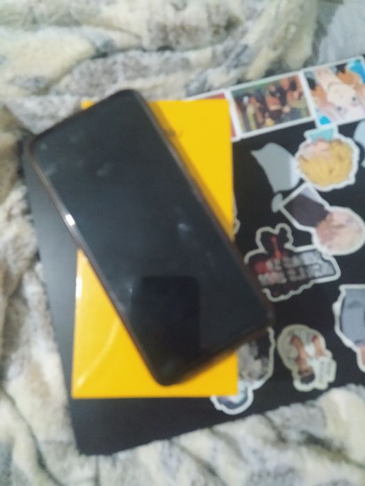 Продам realmi 8 6/128Gb