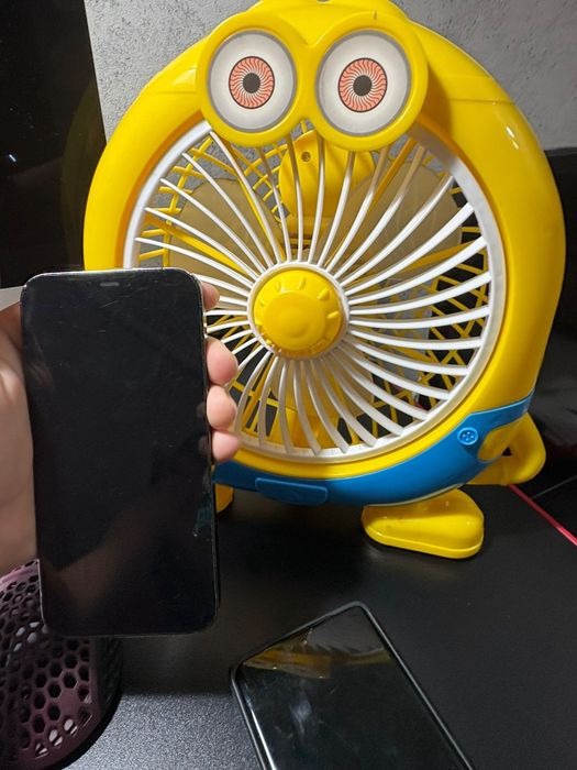 iPhone 12 pro заблокированный