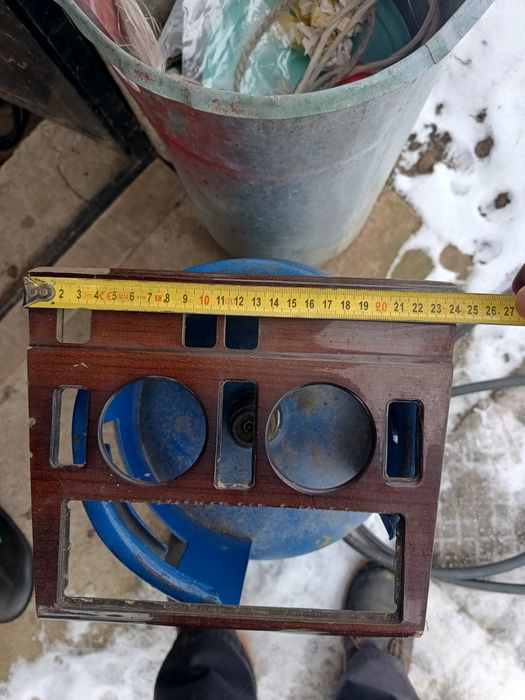 Мерцедес централна конзола