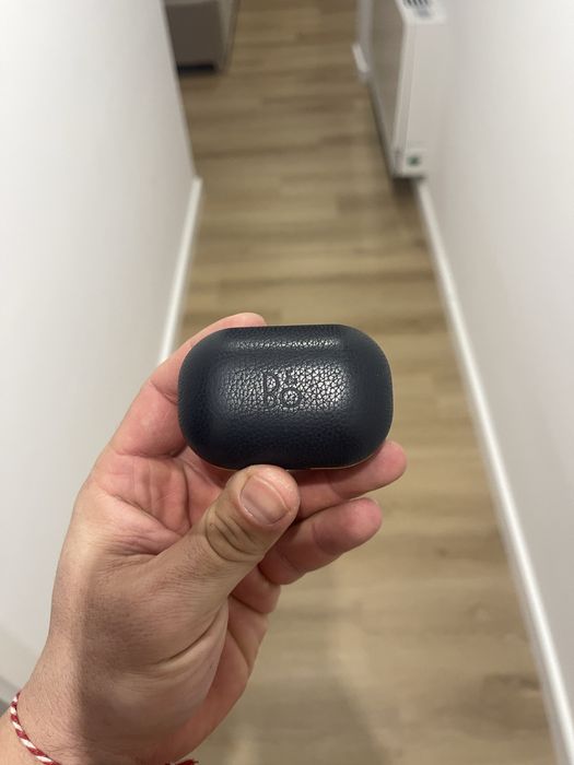 Слушалки BANG AND OLUFSEN Beoplay E8 2.0 limite edition blue and gold