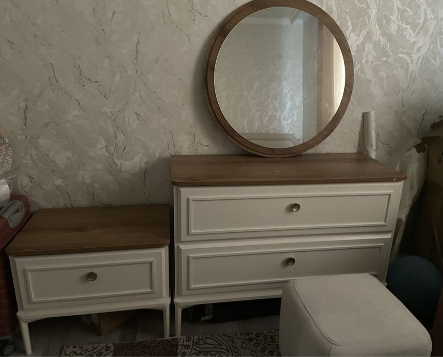 Спальный гарнитур