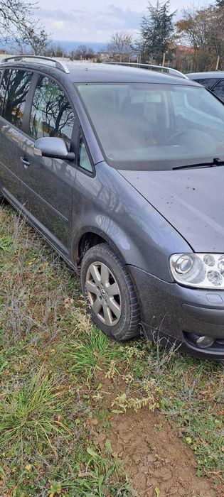 VW TOURAN 1.4 TSI 100 к.с