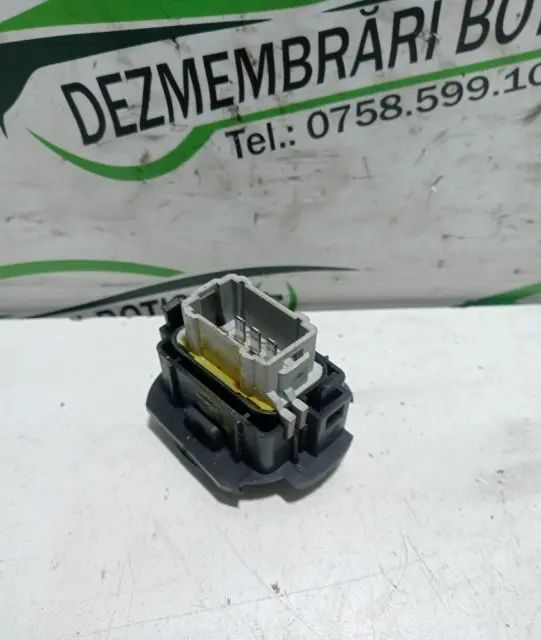 Buton geam pasager fata dreapta Renault Laguna 2002 1.6 MT (107 hp)