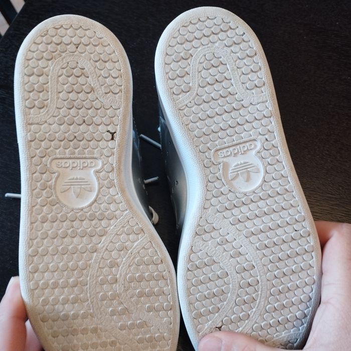 Маратонки за момиче Adidas Stan Smith