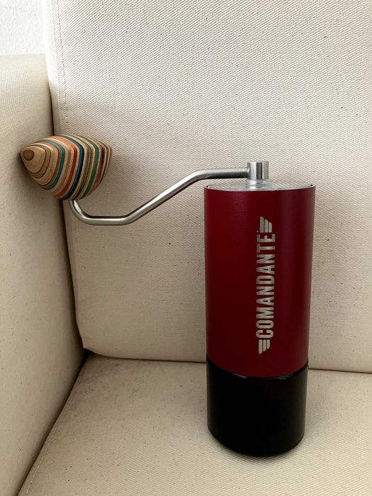 Ръчна кафемелачка COMANDANTE C40 MK3