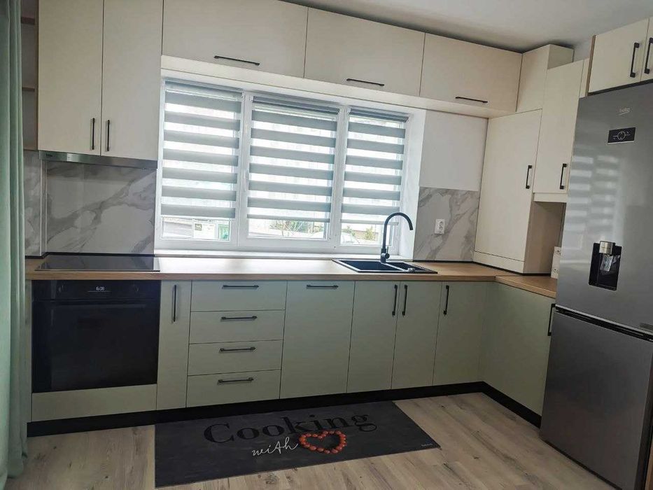 Închiriez apartament