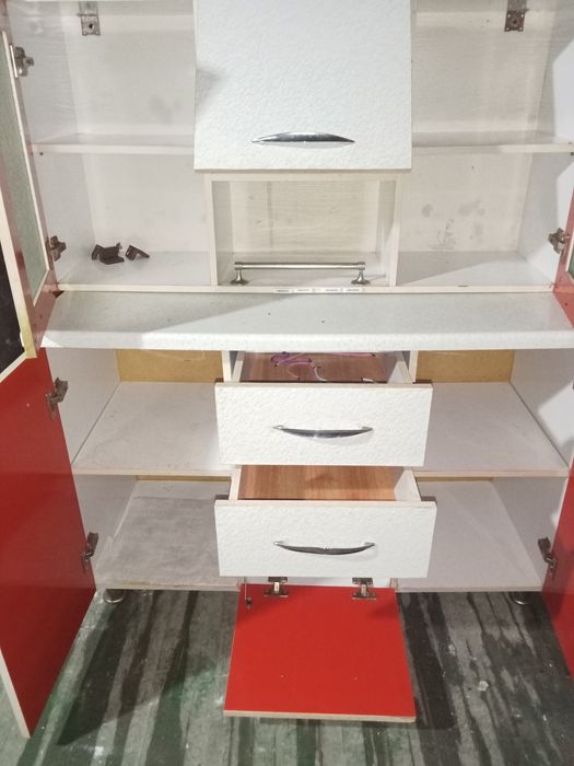 Кухуни гарнитур продается