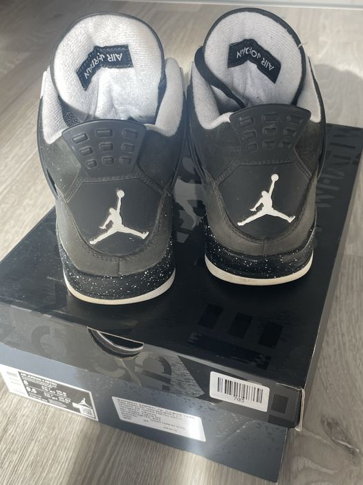 NIKE AIR Jordan 4 Retro