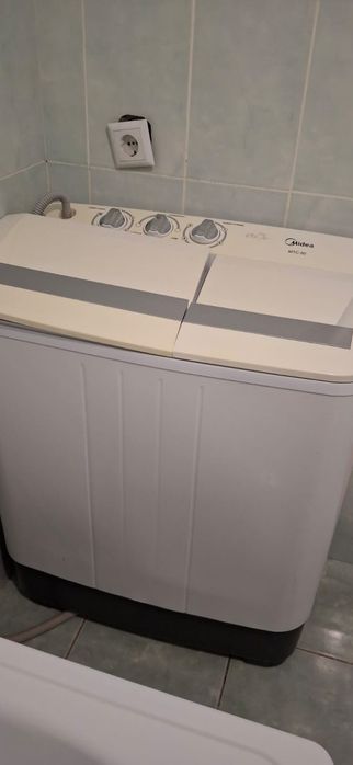 Продам стиралку.