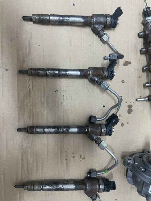 Kit injectie 1.5 hdi YH01 Peugeot 308 3008 5008  2017-2024  cod 0445110955