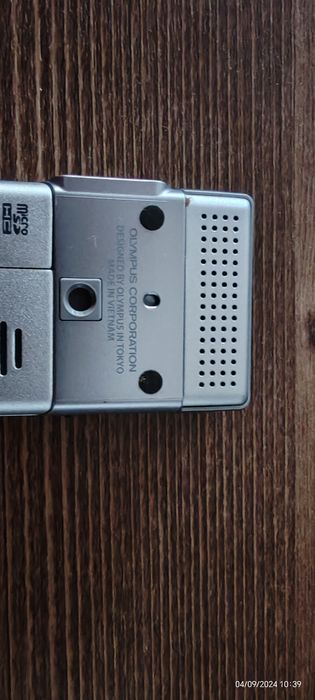 Olympus Reportofon cu activare vocala