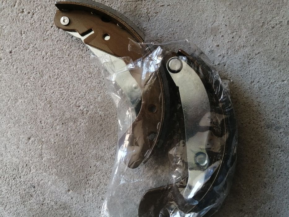 Saboti placute frana opel astra f 1.6