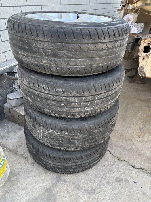 Диски с резиной на бмв