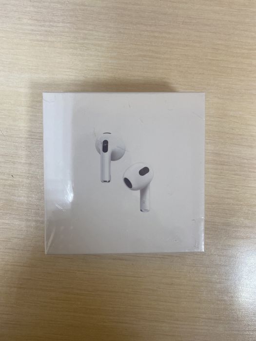 Apple AirPods 3 поколения