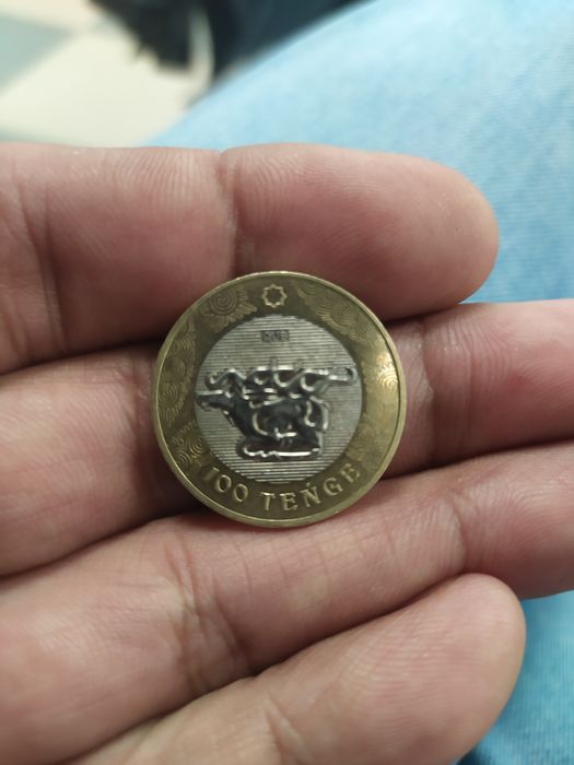 Монета 100 тг коллекционная