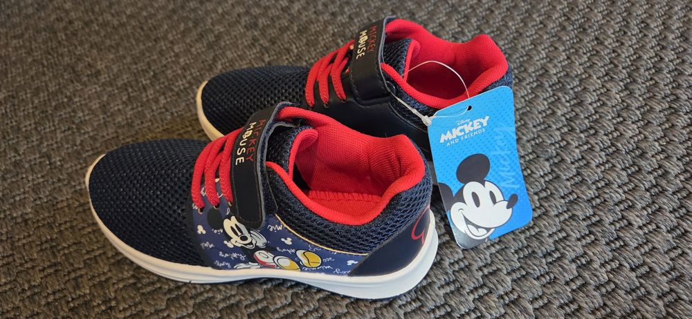Adidasi noi cu Mickey pentru copii masura 30