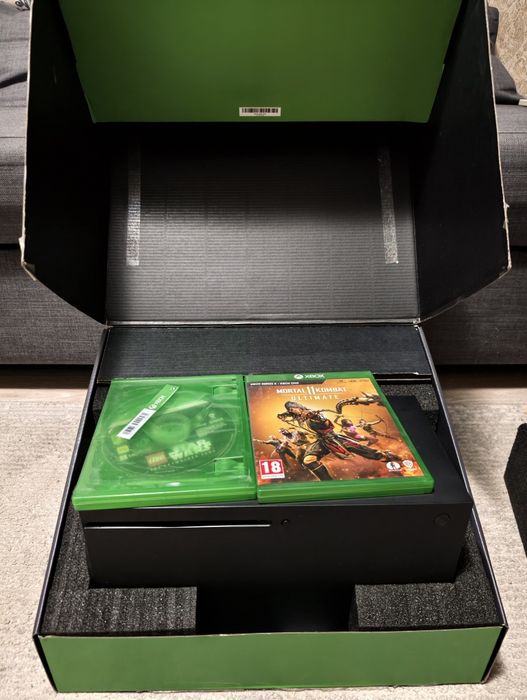 Продам Xbox Series X