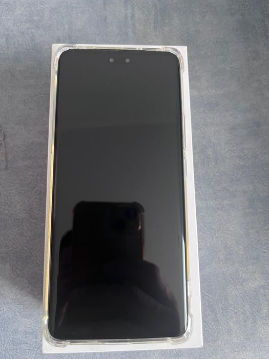 Xiaomi 13 Lite .