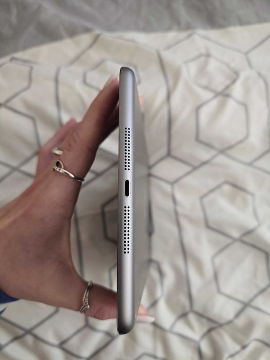 Tableta iPad mini 2