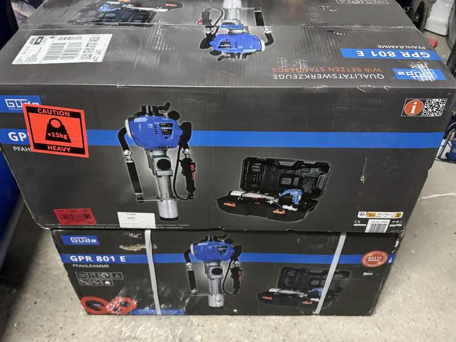 Batator de stalpi pe benzina