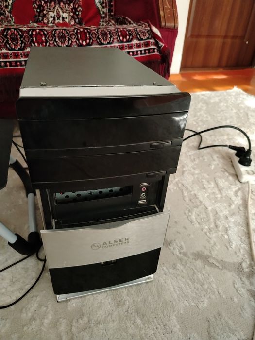 Компьютер средний