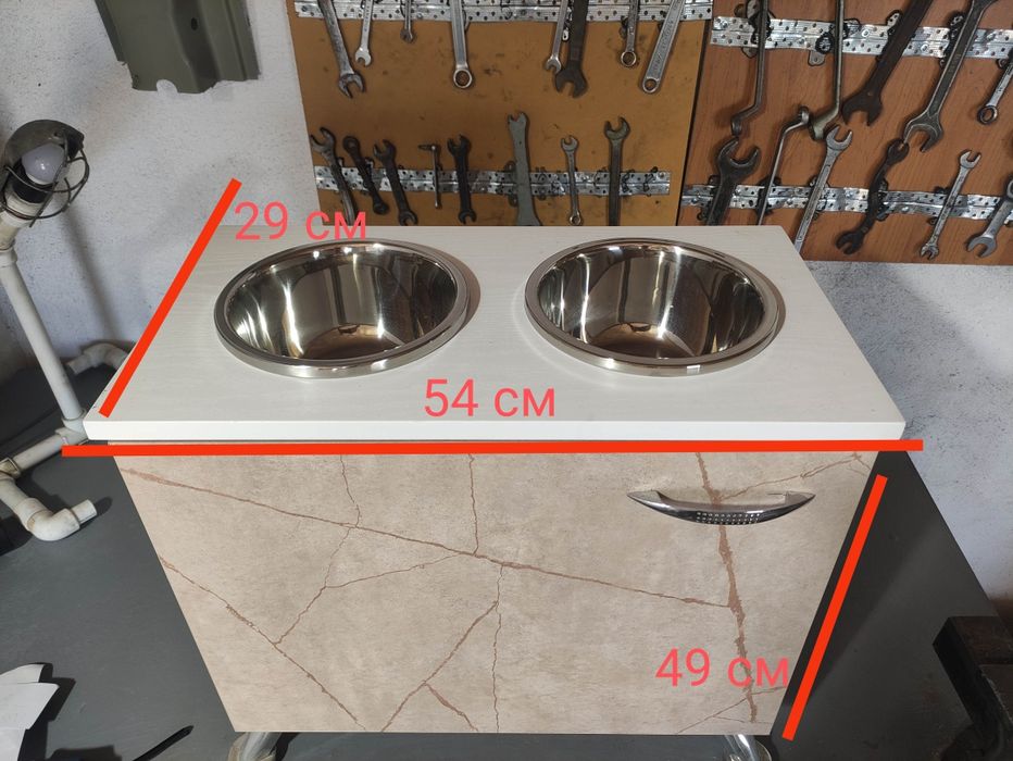 Подставка мисек для собак
