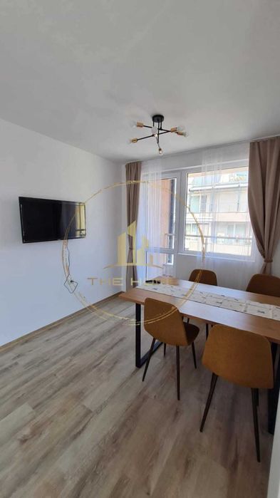 Дава се под наем Тристаен апартамент в Варна, Възраждане 1 - 85 кв.м за 648.21 € - Снимка #2