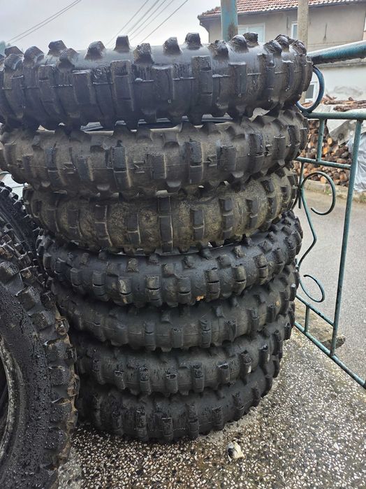 Гуми за мотор Х грип, супер софт и др