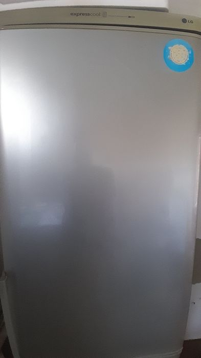 Холодильник LG хорошое состояние