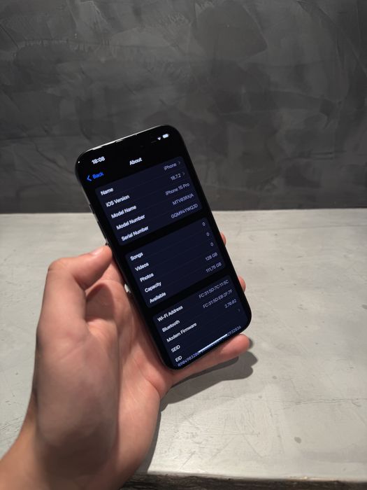 КАТО НОВ Iphone 15 Pro, 89% батерия