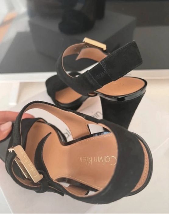 Sandale Calvin Klein marime 35
