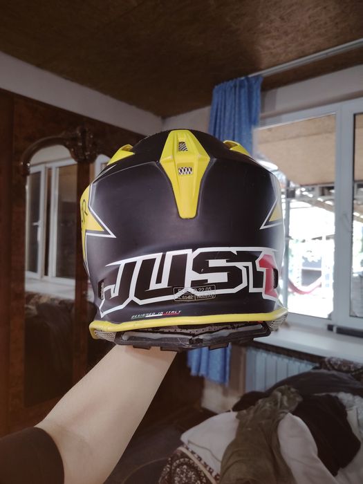 Мотошлем для кросса