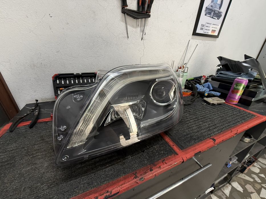 Фара лева Gl x166