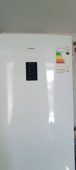 Продам холодильник Samsung