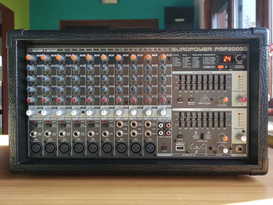 Mixer Behringer EuroPower PMP 2000D
