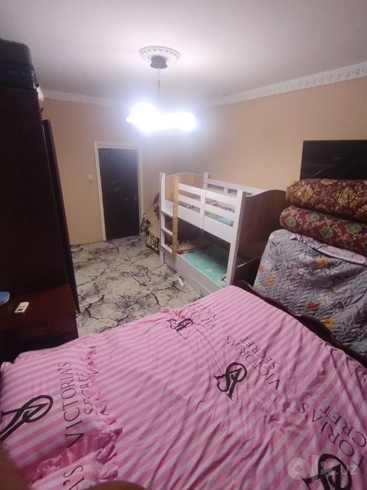 Srochno 3 xonali uy sotiladi