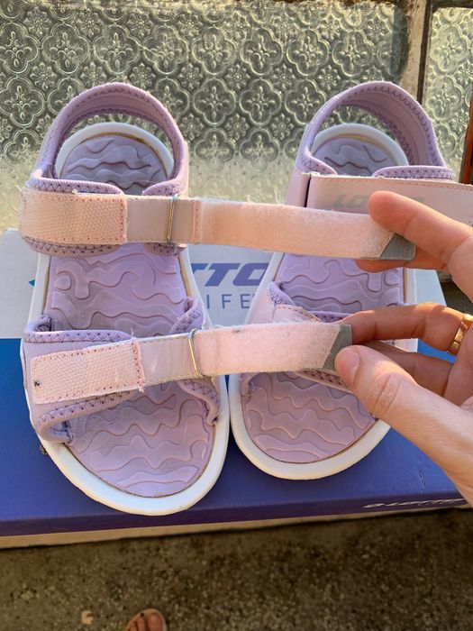 Сандали за момиче
