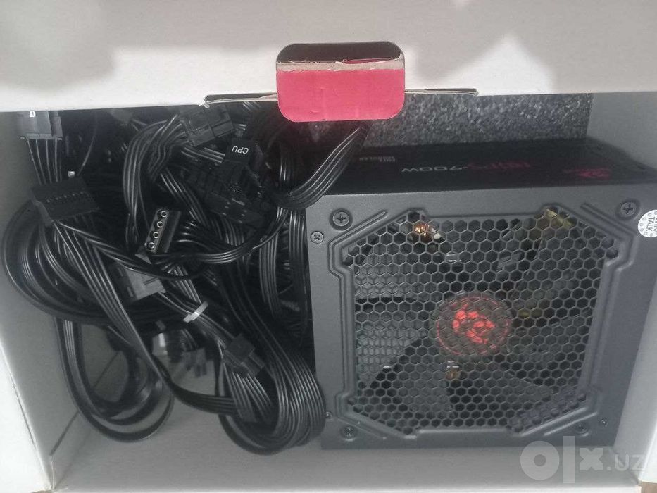 Модульный Блок Питания Redragon 700W