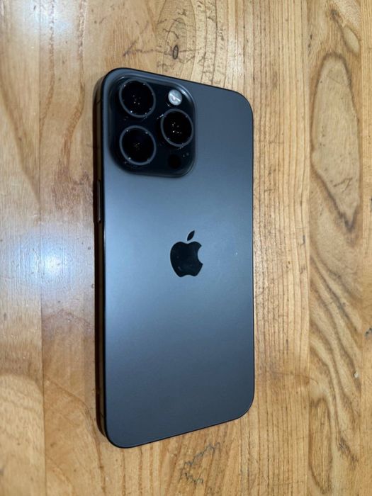 Iphone 15 pro max 256 sim/esim