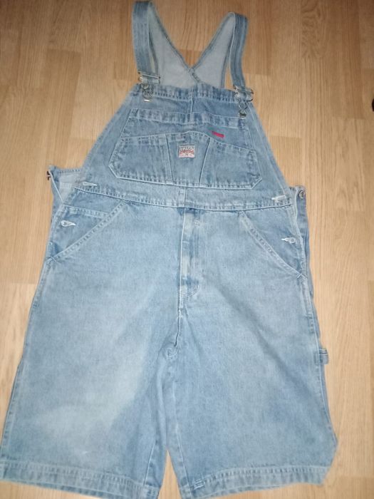 Джинсовый комбинезон