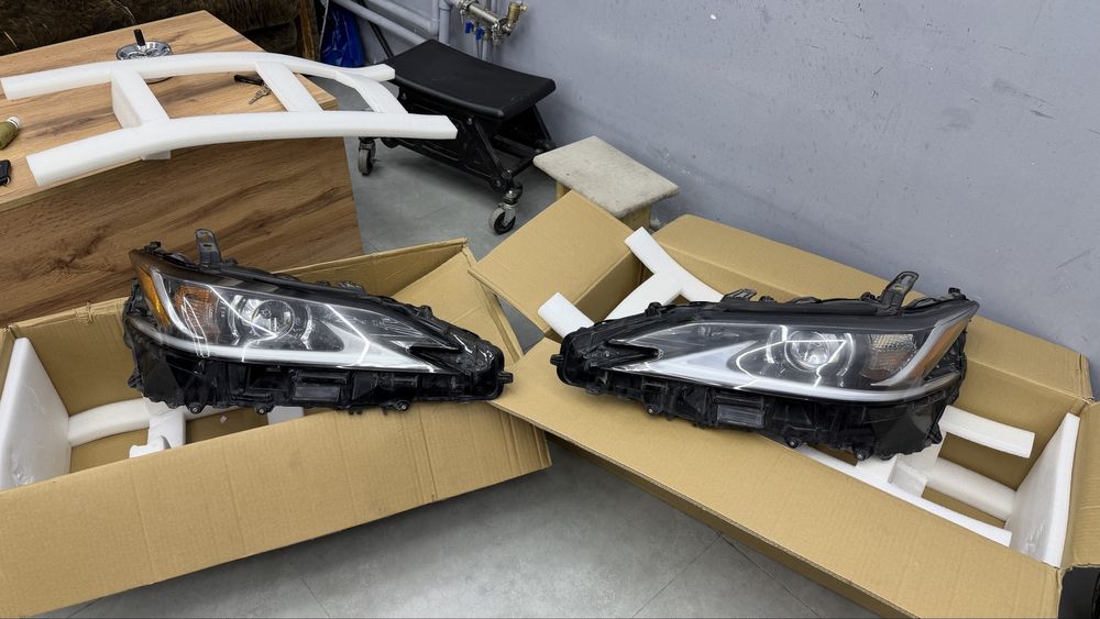 Фары передние Lexus es350 - 250 в оригинале