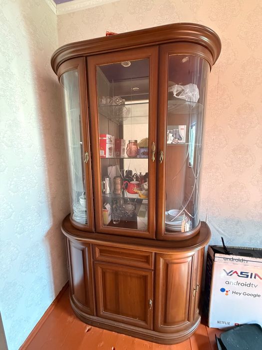 Продам мебель гостиной