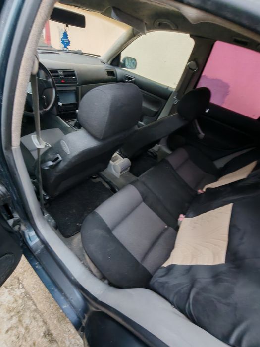 Vând vw bora 1.9 tdi