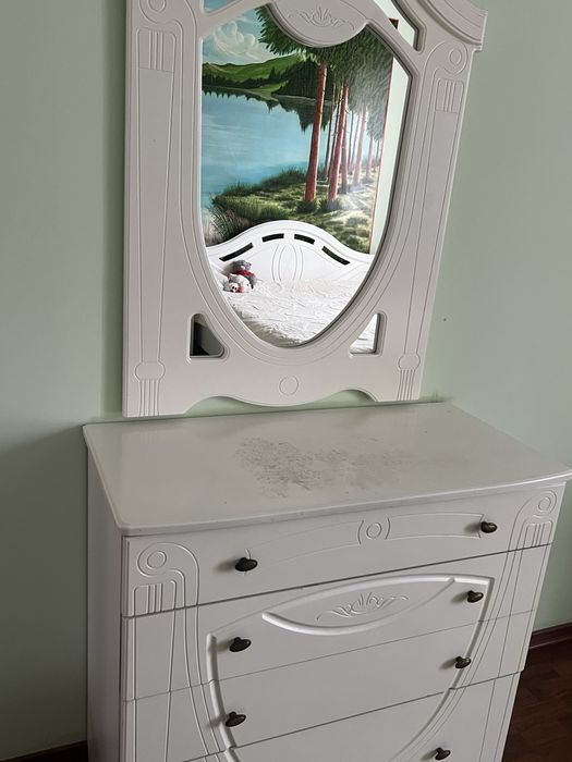 Спальный гарнитур + матрас