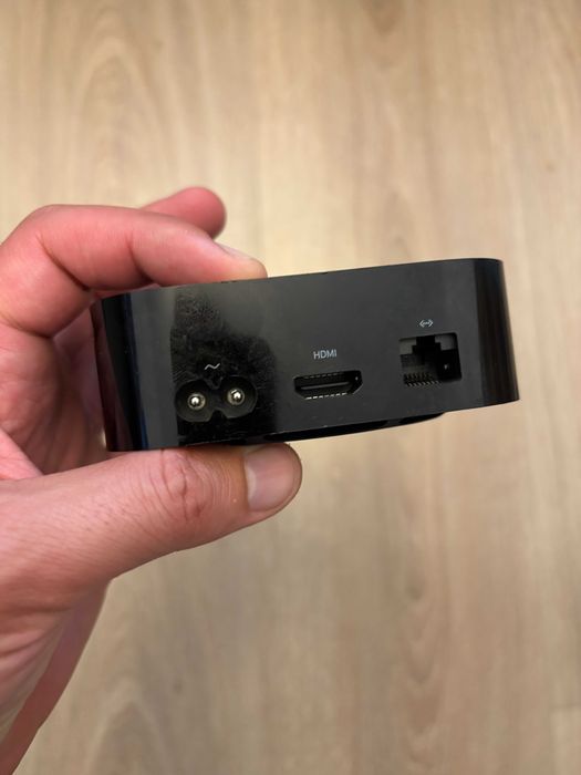 Apple tv 4k A1842 64 gb